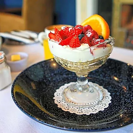 Gleesons Townhouse Booterstown 4*