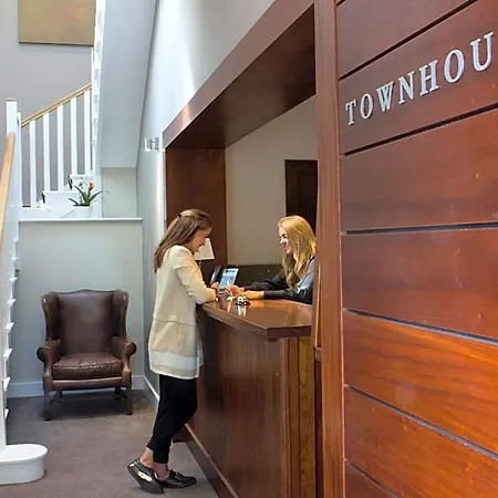 Gleesons Townhouse Booterstown Hotel