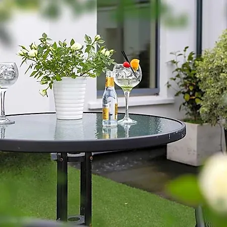 Hotel Gleesons Townhouse Booterstown