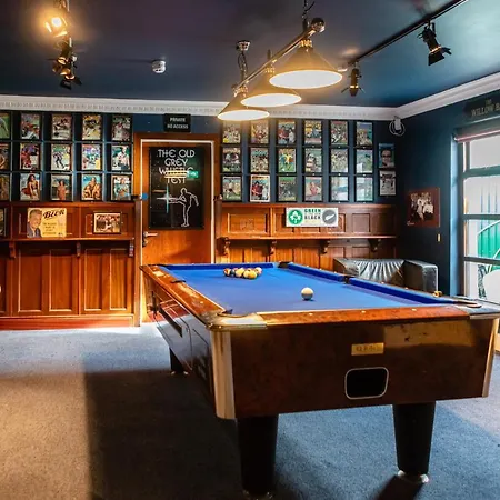 Gleesons Townhouse Booterstown 4*