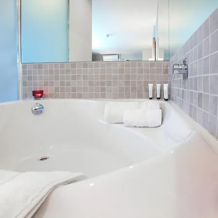 Gleesons Townhouse Booterstown 4*