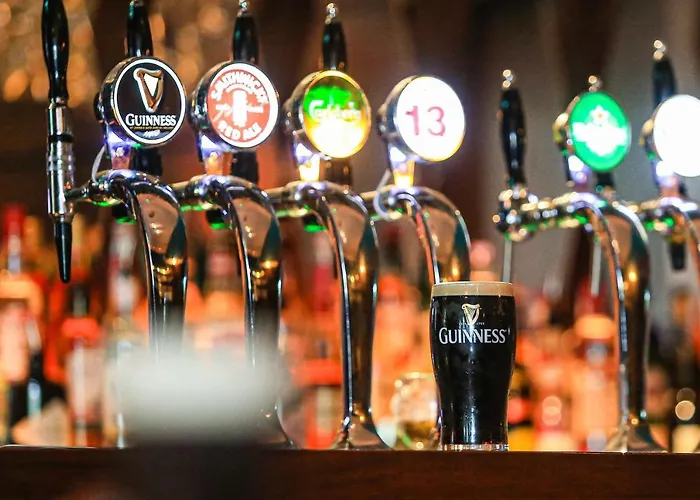 Gleesons Townhouse Booterstown Отель 4*