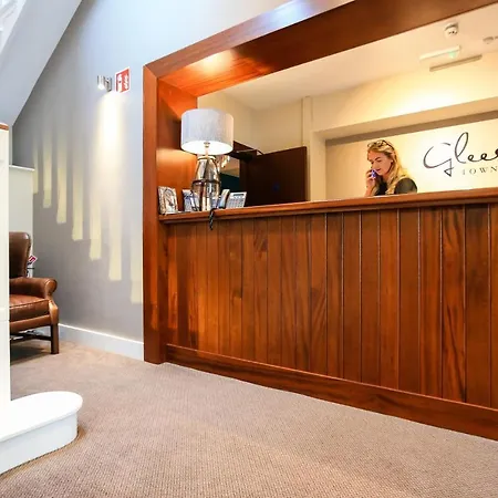 Gleesons Townhouse Booterstown Hotel 4*